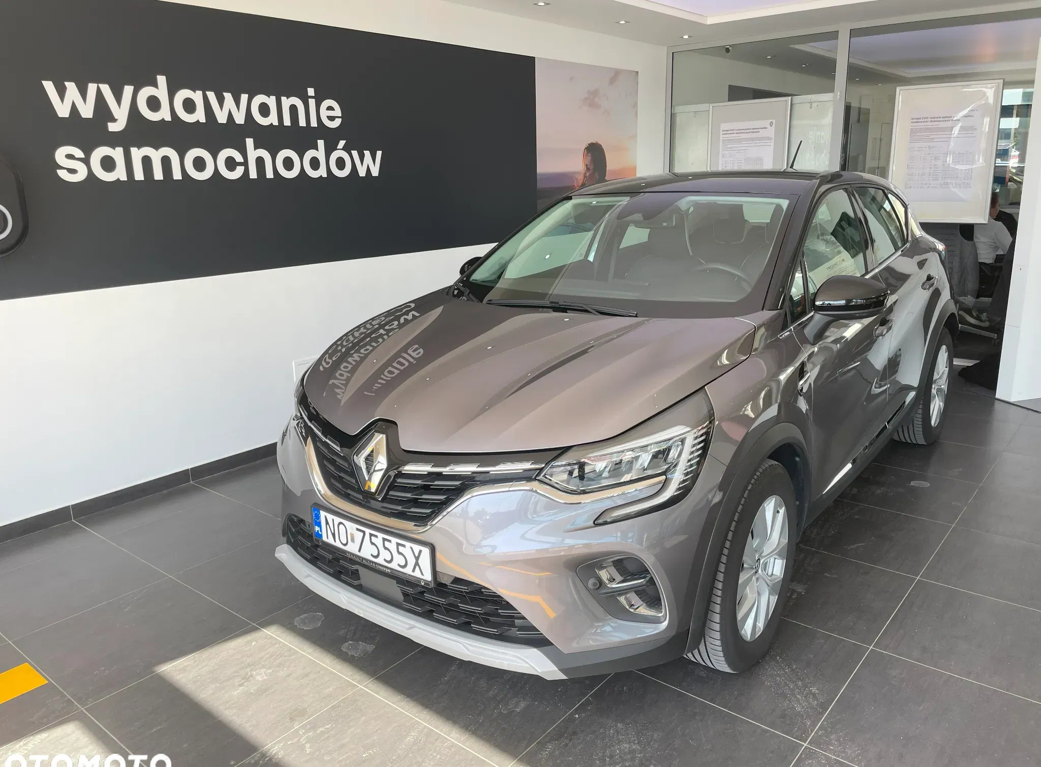 warmińsko-mazurskie Renault Captur cena 78000 przebieg: 45900, rok produkcji 2021 z Ożarów Mazowiecki